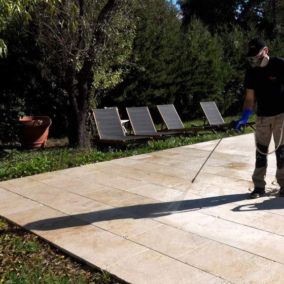Hydrofuge imperméabilisant terrasse anti-taches pierres dalle béton protection longue duree phase solvant - IMPERTERRASSE PLUS