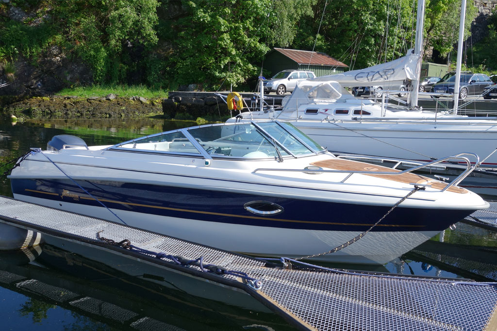 Quelle peinture pour bateau coque polyester bois fer